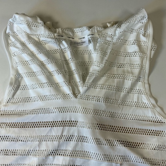 NWOT White CALVIN KLEIN Cover-up with Hood Sz M/L - Picture 3 of 7